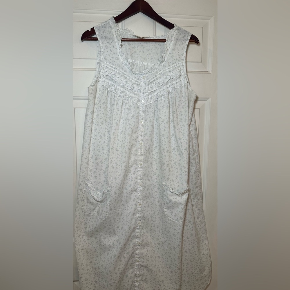 Vintage Carriage Court Nightgown Size Large Floral Sleep Dress‎ Cottagecore.